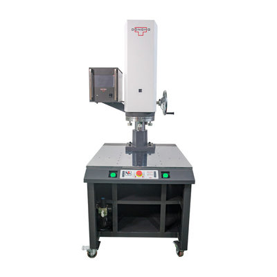 ชิ้นส่วนพลาสติกขนาดใหญ่ Ultrasonic Spot Welder 15kHz 4200W