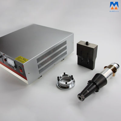 เครื่องเชื่อมอัลตราโซนิก 2.6KW พร้อม Generator Transducer และ Horn