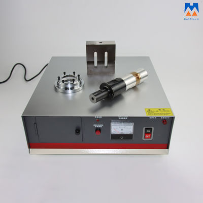 ชุดเชื่อมอัลตราโซนิก 20khz พร้อมเครื่องกำเนิดทรานสดิวเซอร์และฮอร์นสำหรับการเชื่อมผ้าเชื่อมพลาสติก