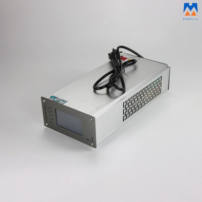 การปรับความถี่อัตโนมัติเครื่องกำเนิดการเชื่อมอัลตราโซนิก 20KHz สำหรับการเชื่อมพลาสติก