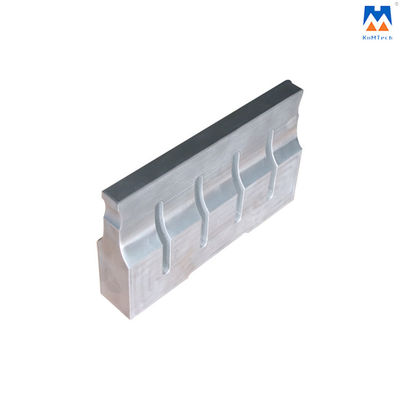 การเชื่อมพลาสติก 15KHz Aluminium Ultrasonic Tooling แม่พิมพ์อัลตราโซนิกสำหรับการเชื่อมจุดพลาสติก