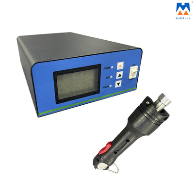 เครื่องเชื่อมจุดอัลตราโซนิก 28KHz 300W สำหรับการปิดผนึกเสื้อผ้า